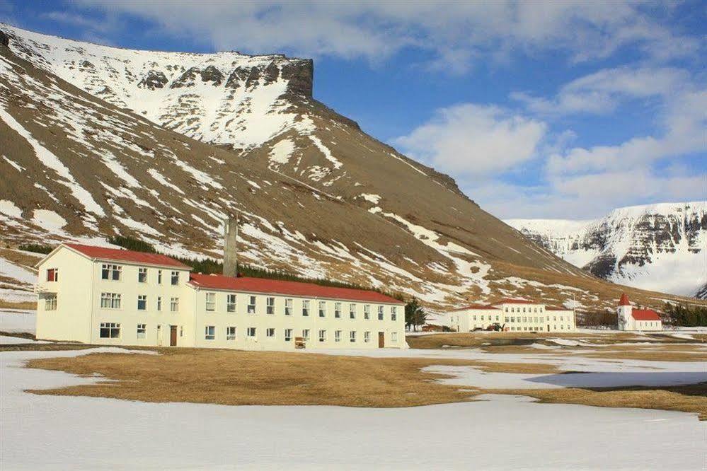 Guesthouse Nupur Thingeyri Kültér fotó